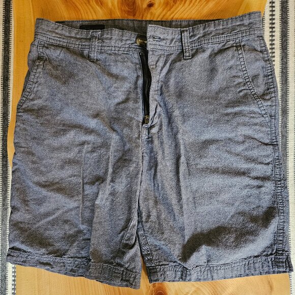 Men's 14th and Union 100% cotton denim chambray slim-fit shorts - Picture 1 of 5